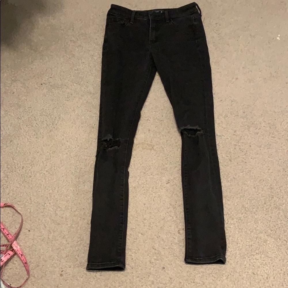 Black ripped jeans